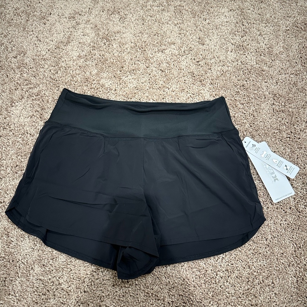 NWT Women's Black Athletic Shorts (SIZE: Small)